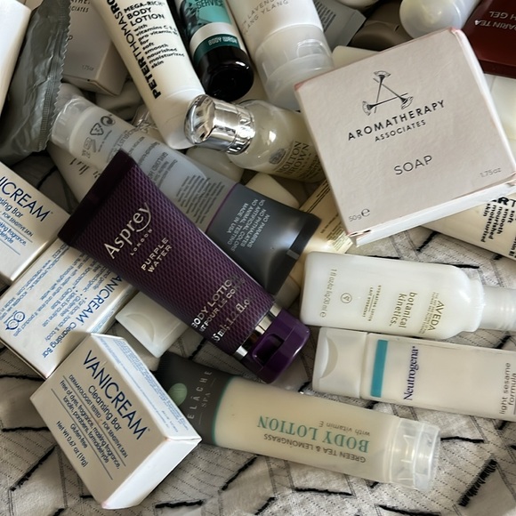 Hotel Travel Size Samples Shampoo Conditioner Body Wash Soap Lotion - Picture 7 of 8